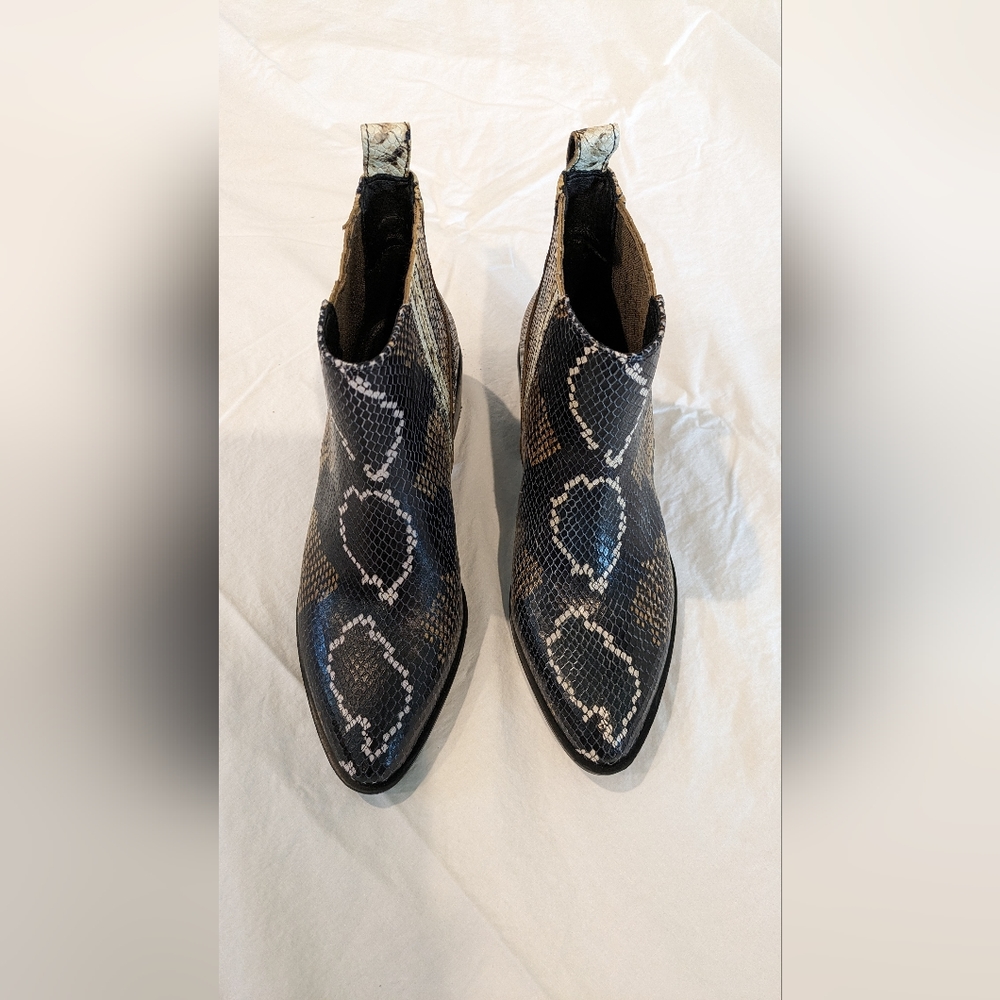Snakeskin Heeled Ankle Boots | 7.5M